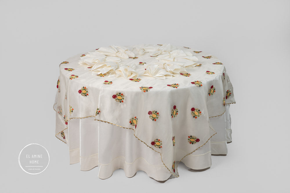 Voile brodé de table Taajira Tradition de Tétouan