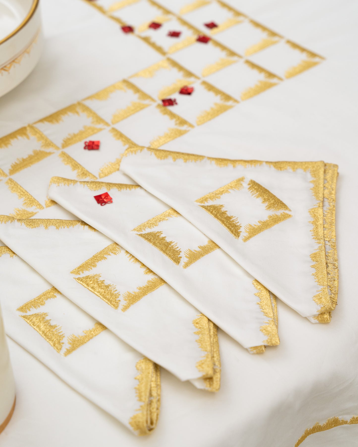 Nappe en coton brodée carrée 'Prestige'