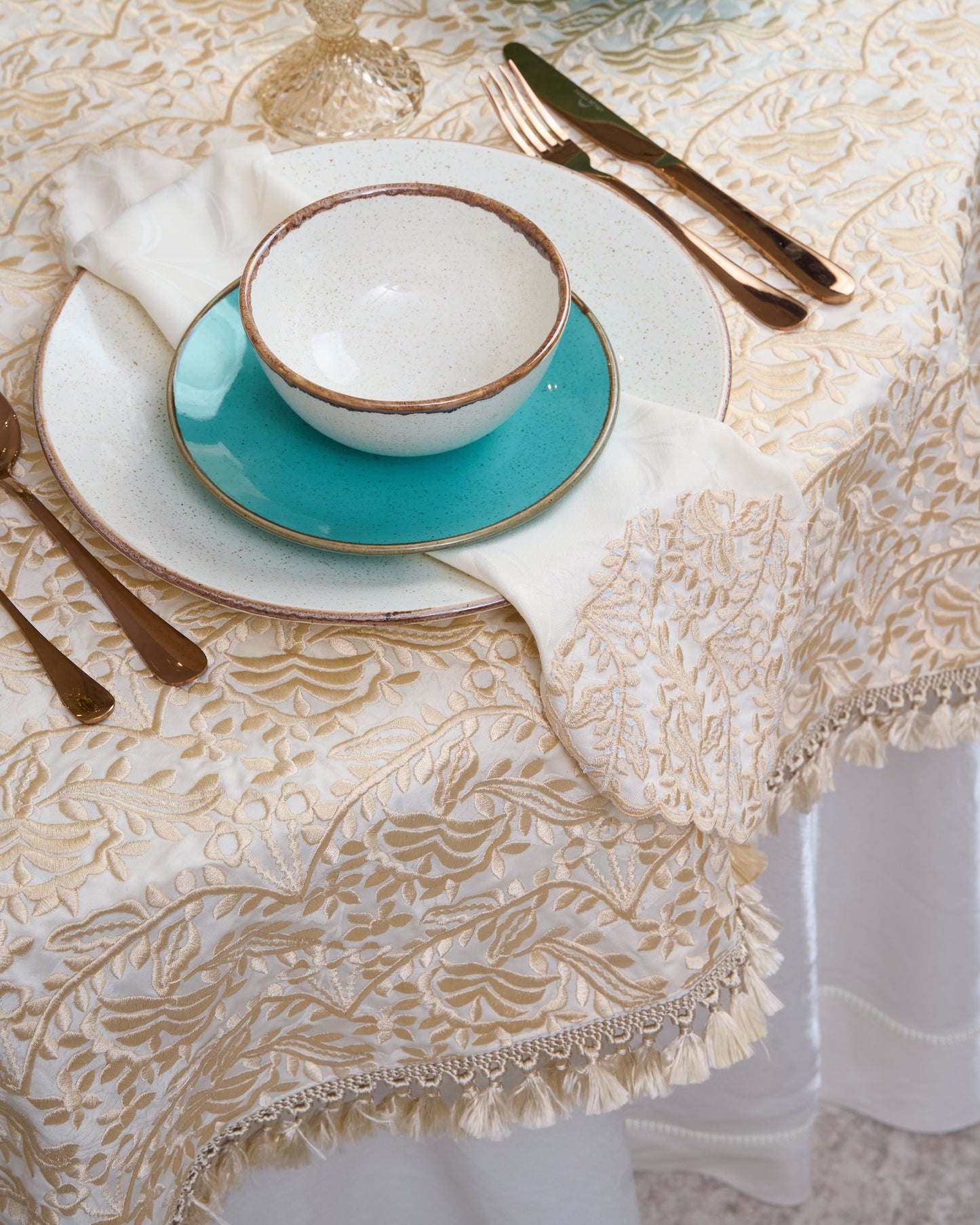 Nappe brodée Rbati 'Sakina'