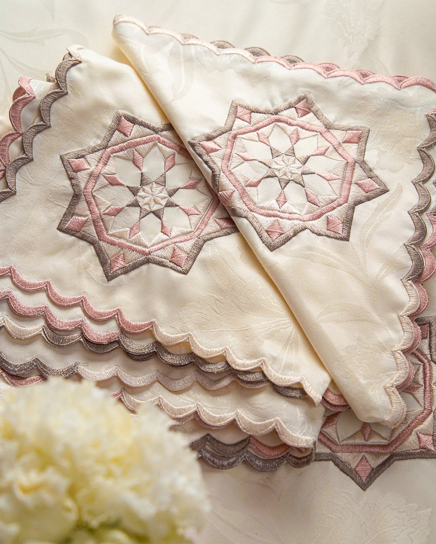 Serviettes de table brodées - Collection Zellija Assilya