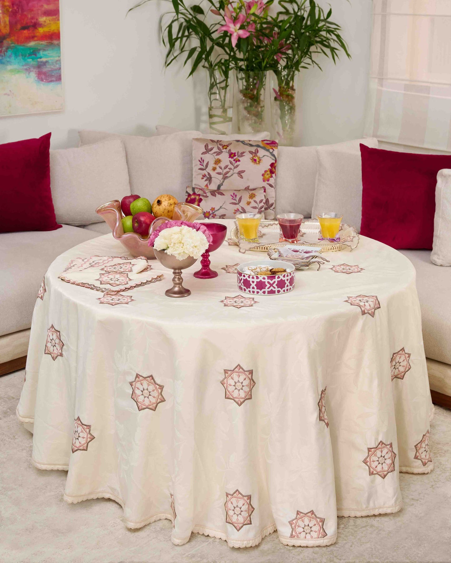 Nappe en jim beige brodée ronde 'Zelija Assiliya'