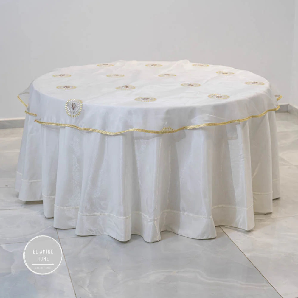 Voile brodé de table 140 cm