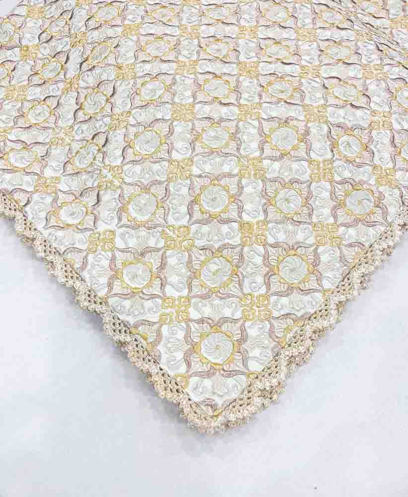 Nappes brodées RBATI en Tadriss