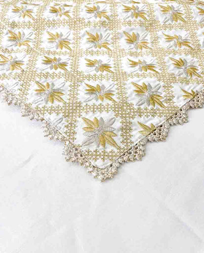 Nappes brodées RBATI en Tadriss